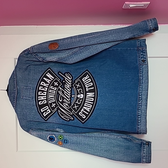 Ed Sheeran Merch Divide Tour Denim Jacket with Patches XL - Picture 2 of 6